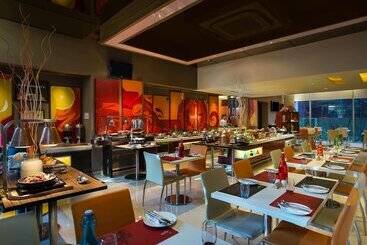 هتل Ibis Mumbai Airport   An Accor Brand