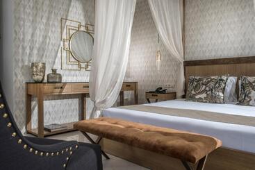 هتل Matheo Villas & Suites