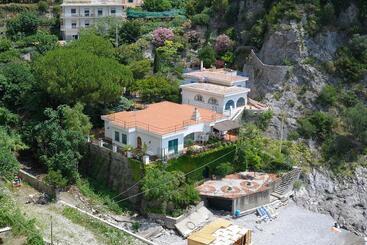 هتل Residence La Dolce Vita