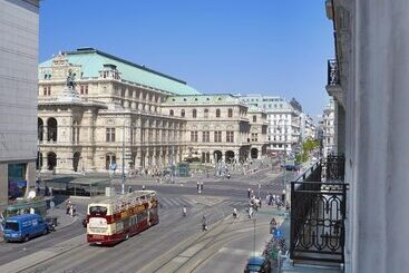 Living Hotel An Der Oper
