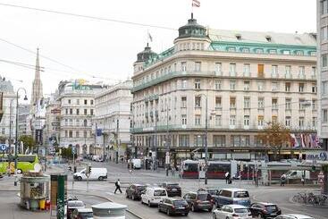 Living Hotel An Der Oper