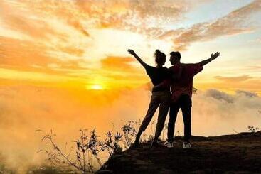 تختخواب و صبحانه Alam Bali Lake View