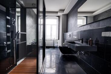 پانسیون Little Suite