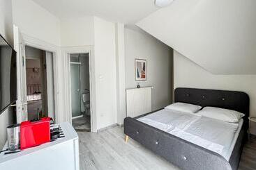 Villa 21 Boutique Rooms