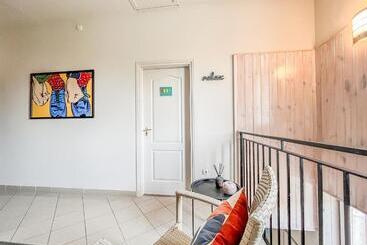 Villa 21 Boutique Rooms