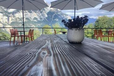 فندق Cafe Seeblick