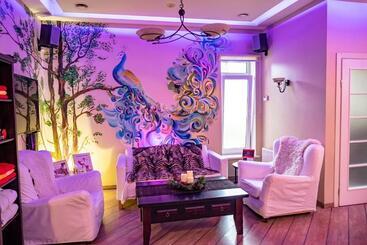 پانسیون Villa Royal Club 13