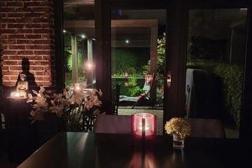 Downtown Hideaway, B&b Grand Deluxe