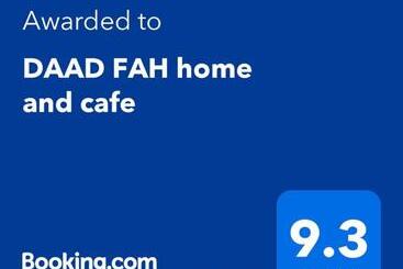تختخواب و صبحانه Daad Fah Home And Cafe