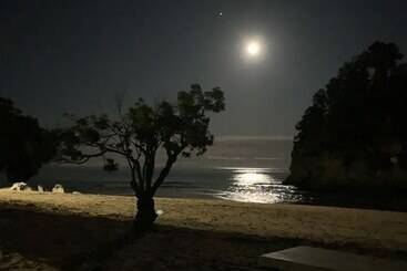 تختخواب و صبحانه Kaiteriteri Retreat