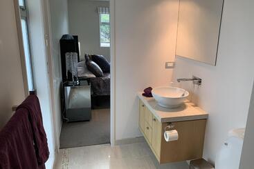 تختخواب و صبحانه Kaiteriteri Retreat