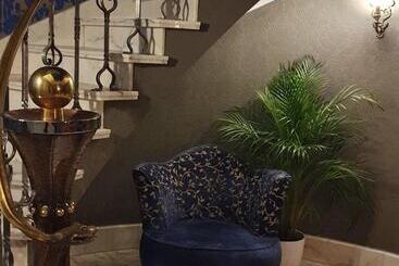 هتل Guesthouse Deladix