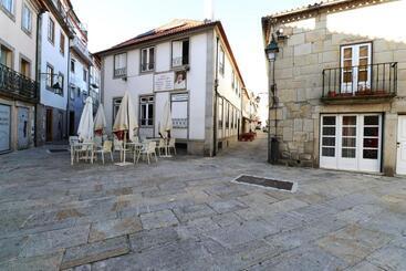 پانسیون Dolce Vianna   City Centre Rooms