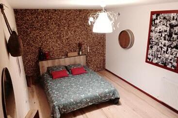 تختخواب و صبحانه Un Nid Pour La Nuit, Chambres D’hôtes
