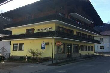 هتل Heinrichshof