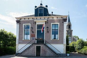 B&b  T Raethuys