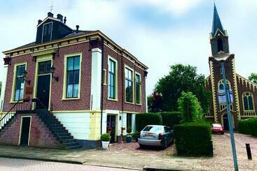 B&b  T Raethuys