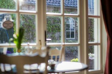 B&b Wilhelmina S Cottage