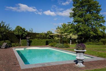 B&b Wilhelmina S Cottage