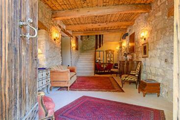 تختخواب و صبحانه Bastide De Bellegarde