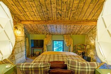تختخواب و صبحانه Bastide De Bellegarde