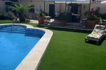 Cortijo Esquina B&b Guesthouse