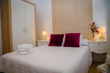 هتل Hostal Restaurante Benalup Golf
