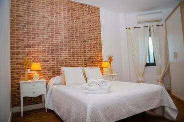 هتل Hostal Restaurante Benalup Golf