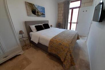 تختخواب و صبحانه Palazzo Pisani Malta Boutique