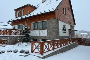 פנסיון Chalet Nova Lesna Mountain View