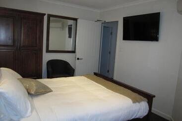 旅馆 The Stables Dunedin