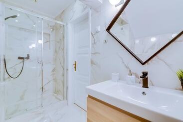 تختخواب و صبحانه Groundfloor