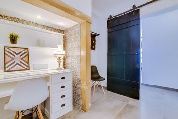 تختخواب و صبحانه Groundfloor