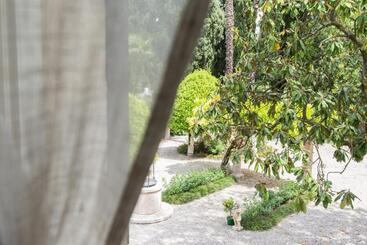 تختخواب و صبحانه Villa Saccomani