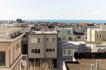 هتل کپسول Sunset Edwardian Bed And Breakfast At Golden Gate Park San Francisco