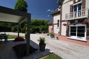Bed and Breakfast Le Manoir De Louviers