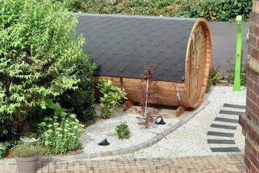 تختخواب و صبحانه Le Manoir De Louviers