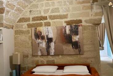 Bed and Breakfast Palazzo De Carlo E Il Parco Dei 7 Pozzi