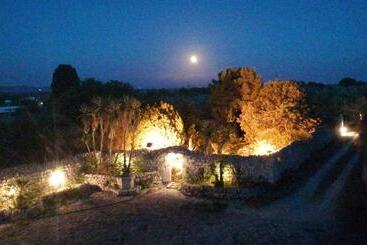 هتل Agriturismo Baglio Calanchi