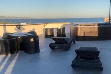 پانسیون Casa Arrecife Tortuga 3, Beach Is Steps Away! Fast Internet, Private Cozy Room!