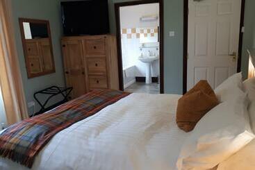 پانسیون Corsewall Arms Guest House