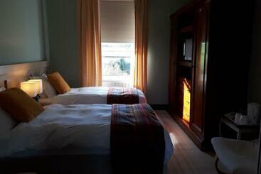 پانسیون Corsewall Arms Guest House