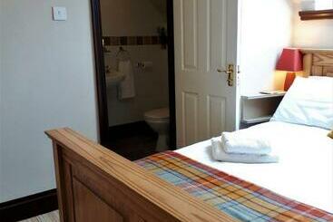 پانسیون Corsewall Arms Guest House