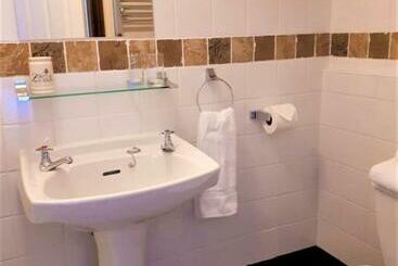 پانسیون Corsewall Arms Guest House