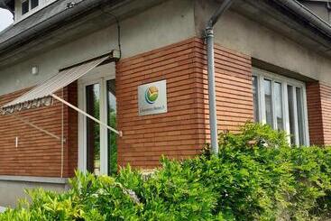 مبيت وإفطار Chambres D Hôtes Gobillon