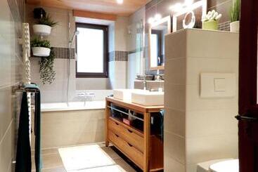 تختخواب و صبحانه Chambres D Hôtes T 22