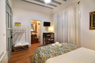 تختخواب و صبحانه La Casa De Los Coy