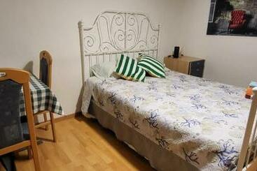 بنسيون Buongustaio Fereinzimmer Room Inside A Flat