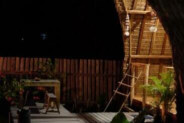 پانسیون Palayan Paradise Huts