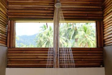 پانسیون Palayan Paradise Huts